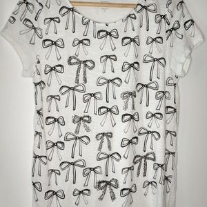 Ann taylor loft cute bow rhinestone tshirt top